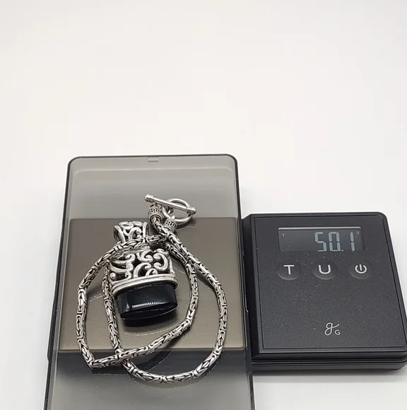 Vintage Sterling Silver Byzantine Chain Black Onyx Pendant Necklace